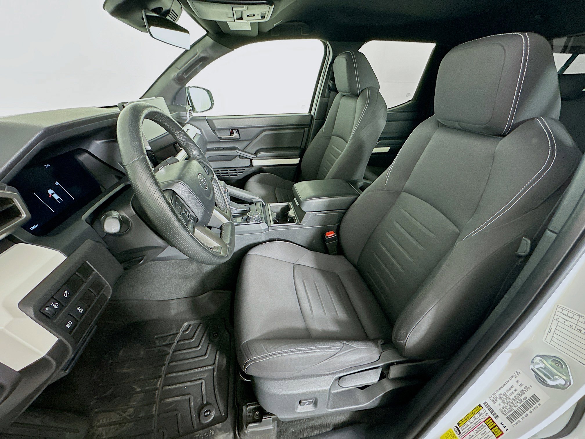 Used 2024 Toyota Tacoma TRD Off-Road image 13