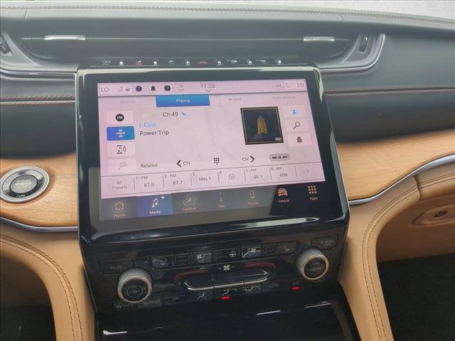 Used 2021 Jeep Grand Cherokee L Summit image 13