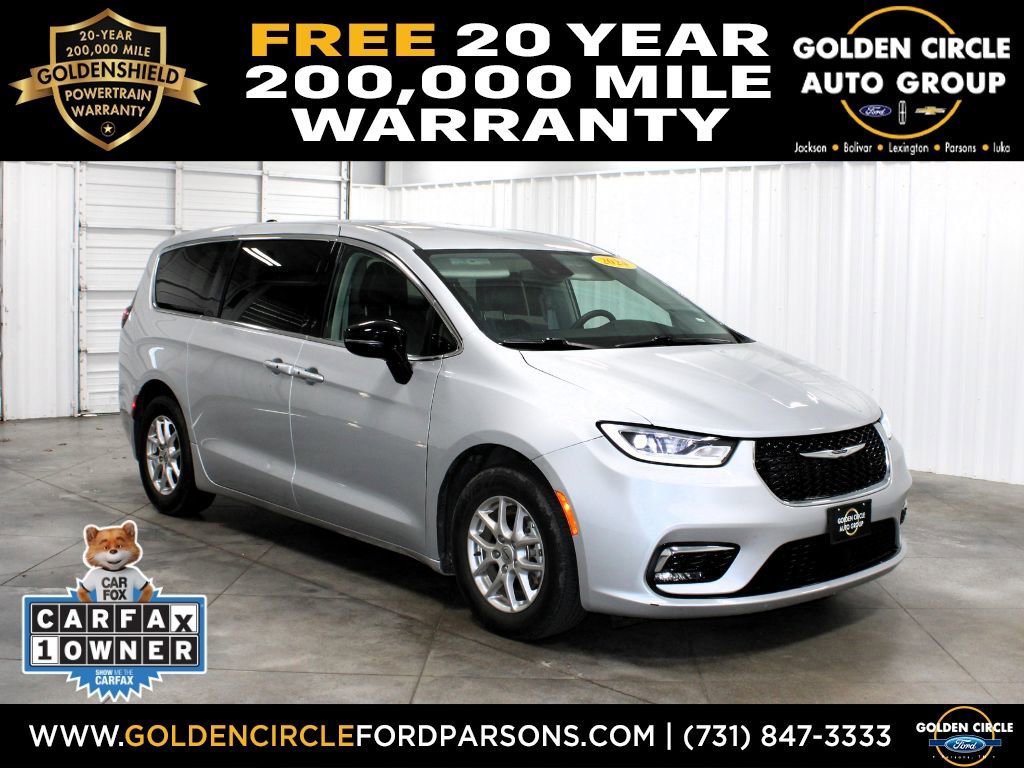 Used 2024 Chrysler Pacifica Touring-L