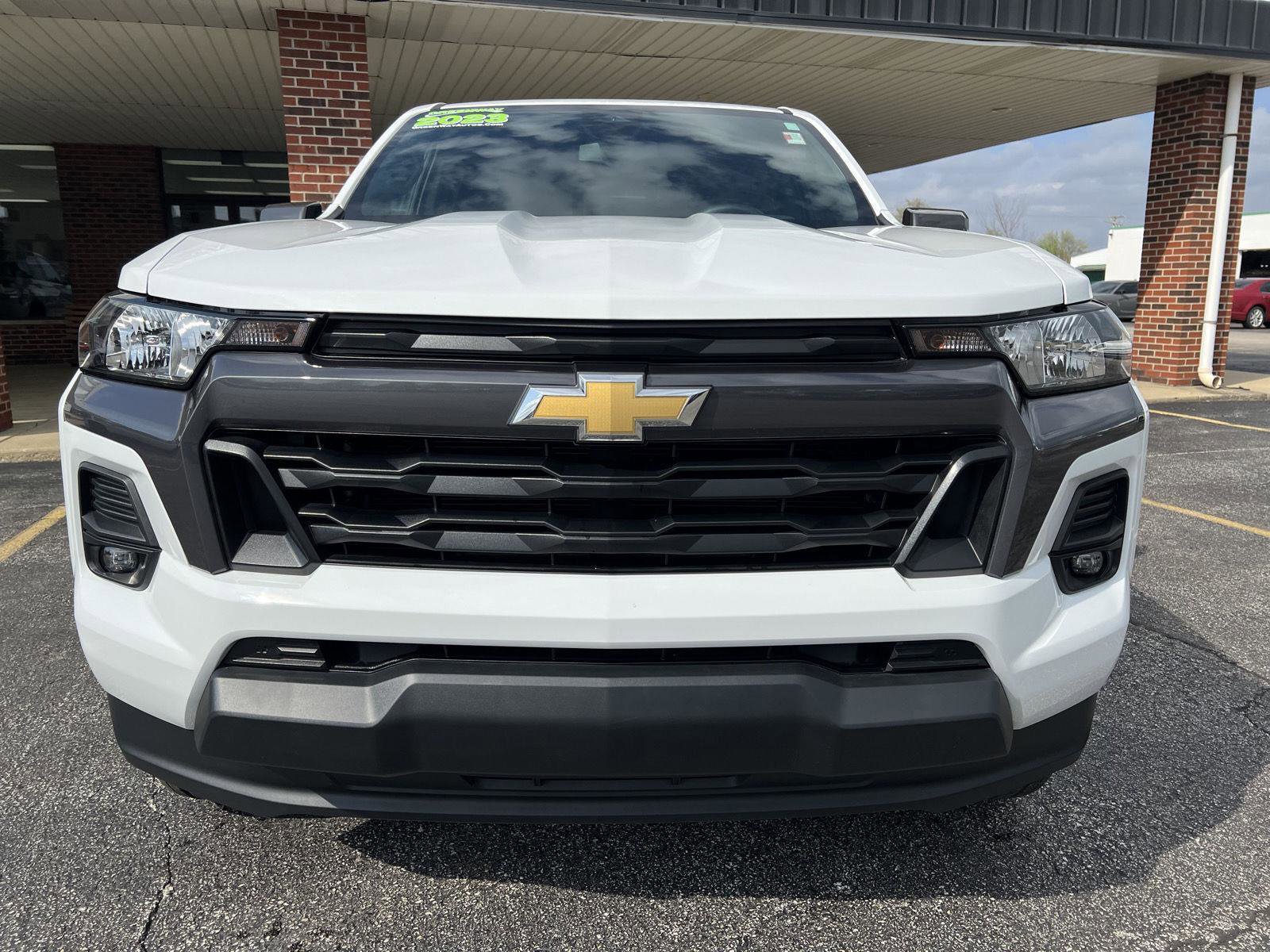 Used 2023 Chevrolet Colorado LT w/ LT Convenience Package RWD image 12