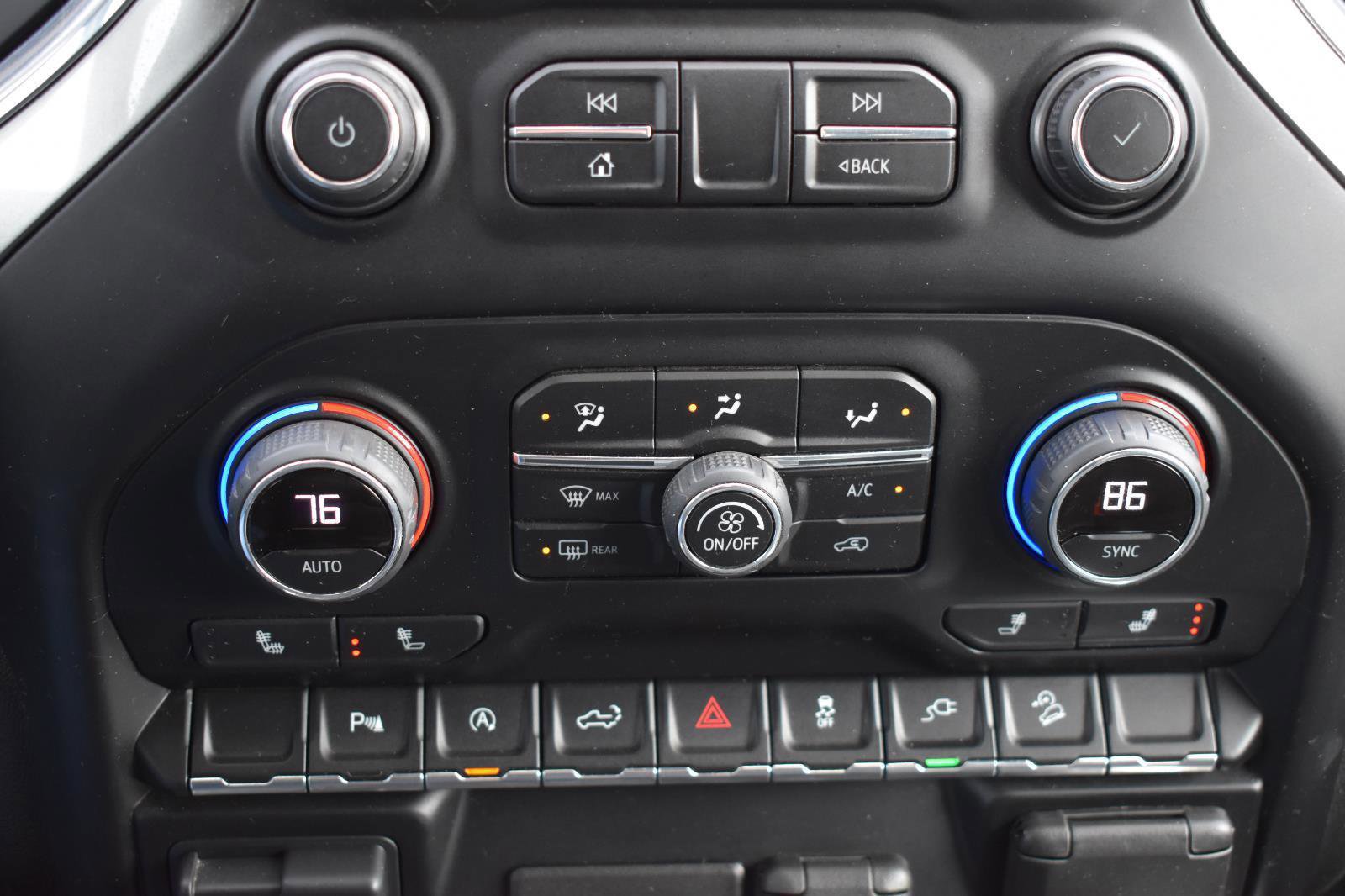 Used 2021 Chevrolet Silverado 1500 LT Trail Boss w/ Convenience Package II image 10