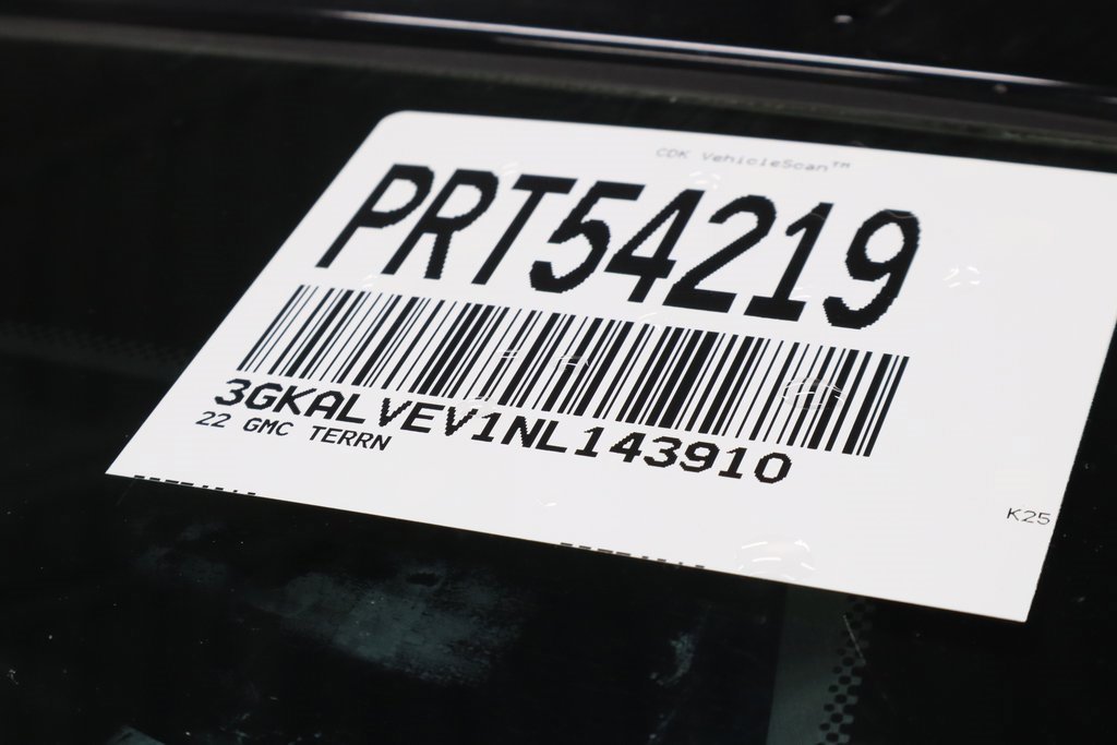 Used 2022 GMC Terrain SLT w/ LPO, Floor Liner Package image 33