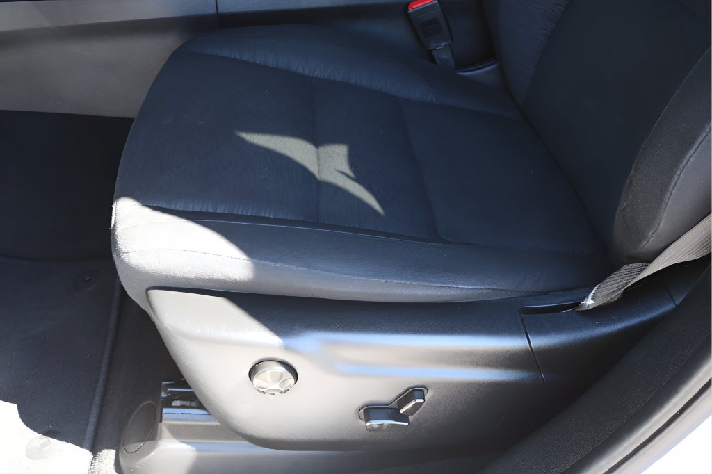 Used 2025 Dodge Durango GT w/ Blacktop Package RWD image 27