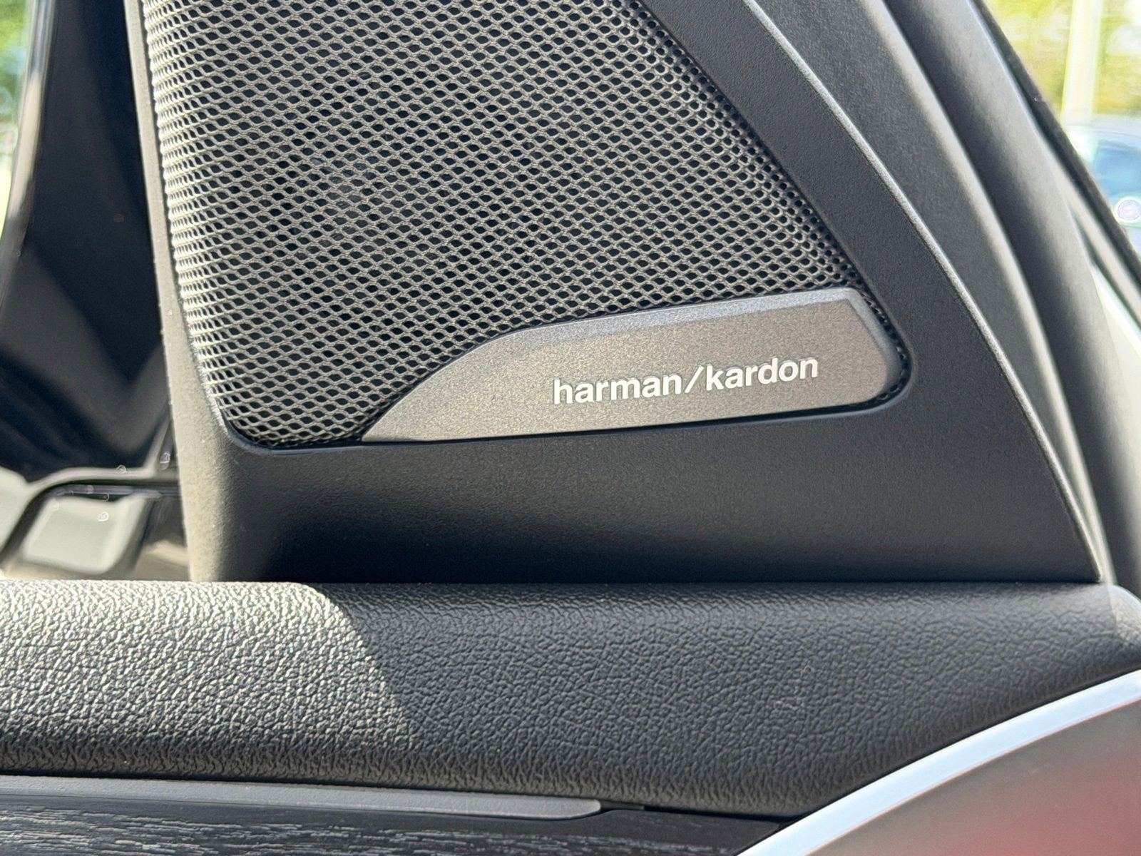 Used 2023 BMW X4 xDrive30i w/ M Sport Package image 21