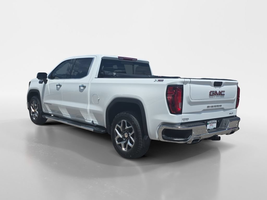 Used 2024 GMC Sierra 1500 SLT w/ SLT Premium Plus Package AWD/4WD image 3