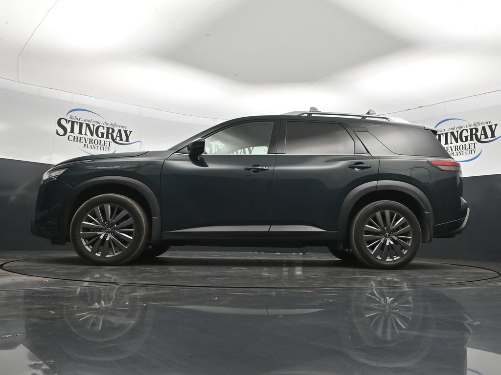 Used 2024 Nissan Pathfinder SL w/ SL Premium Package FWD image 29