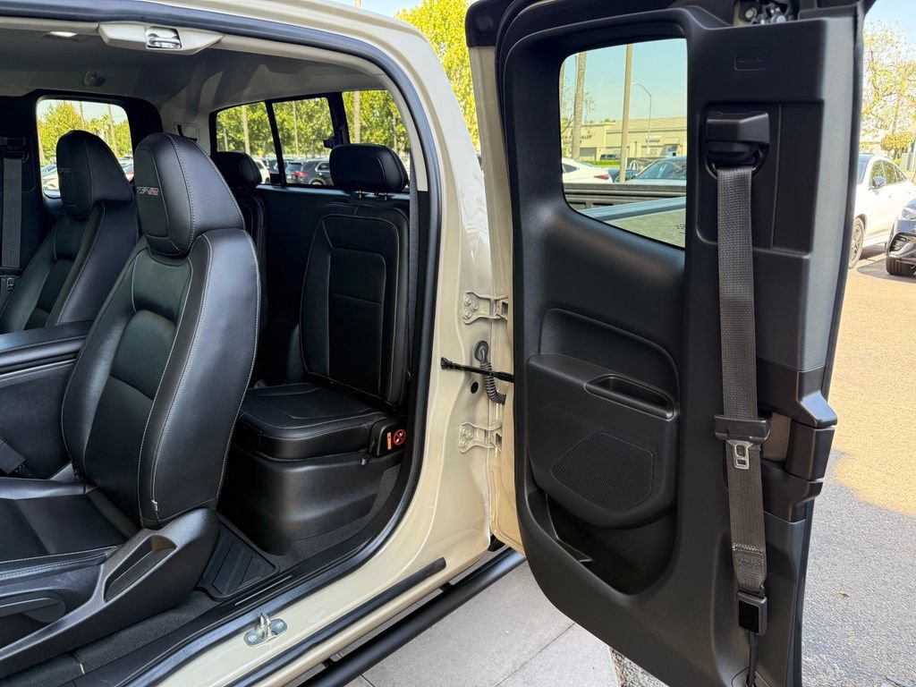 Used 2022 Chevrolet Colorado ZR2 AWD/4WD image 12