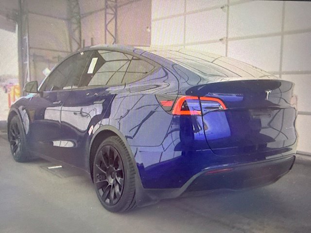 Used 2021 Tesla Model Y Long Range AWD/4WD image 4