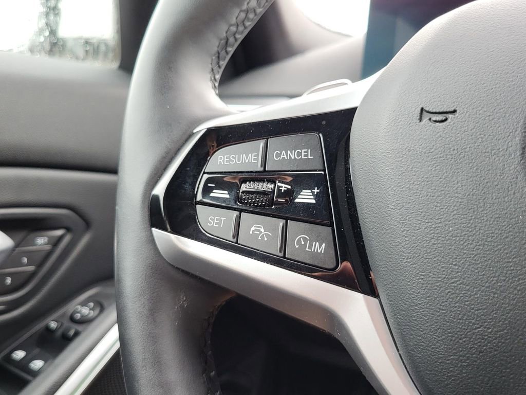 Used 2025 BMW 330i Sedan image 22