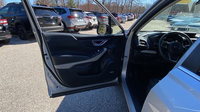 Used 2023 Subaru Forester Limited image 17