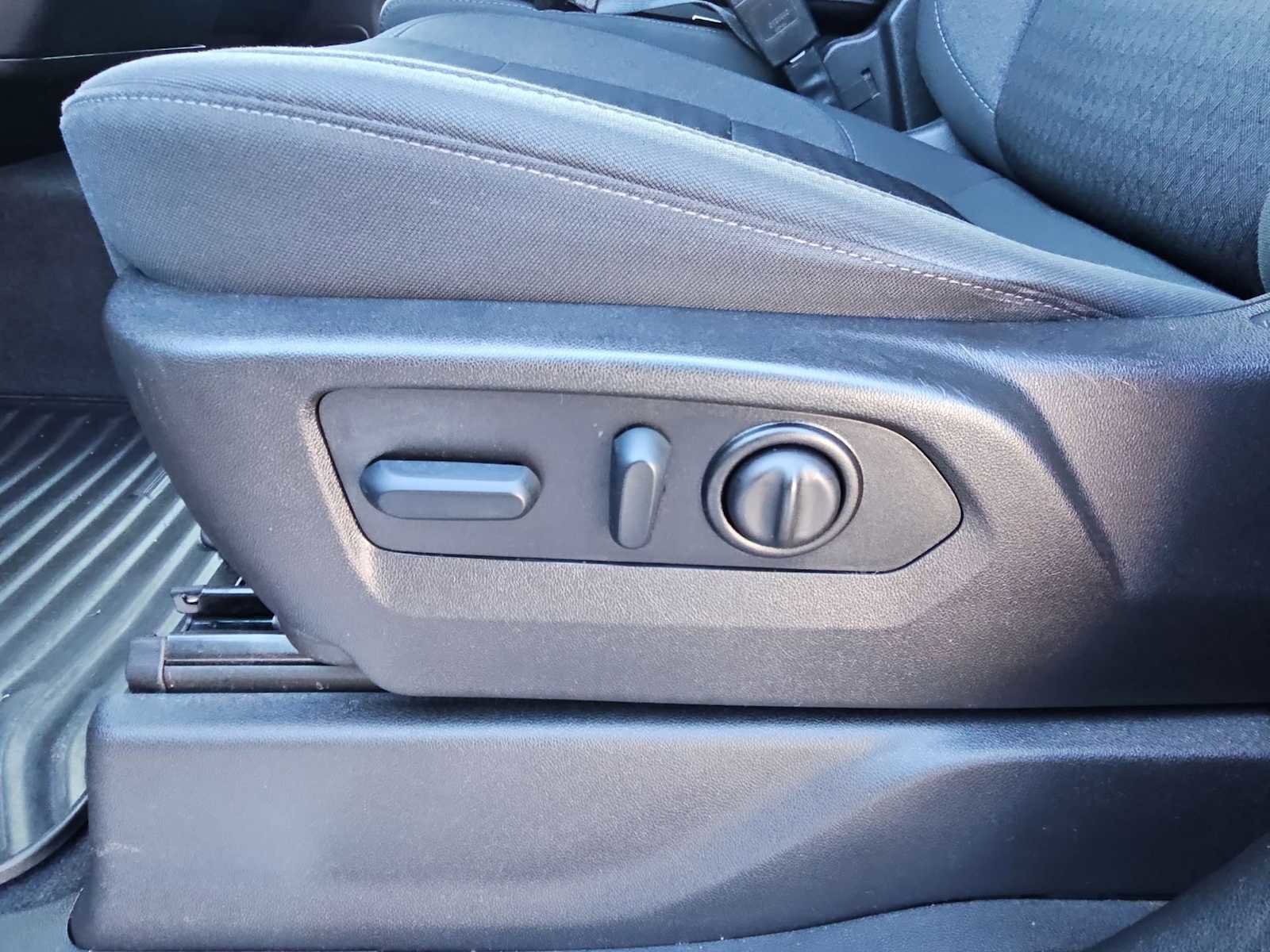 Certified 2022 GMC Sierra 1500 Elevation image 18