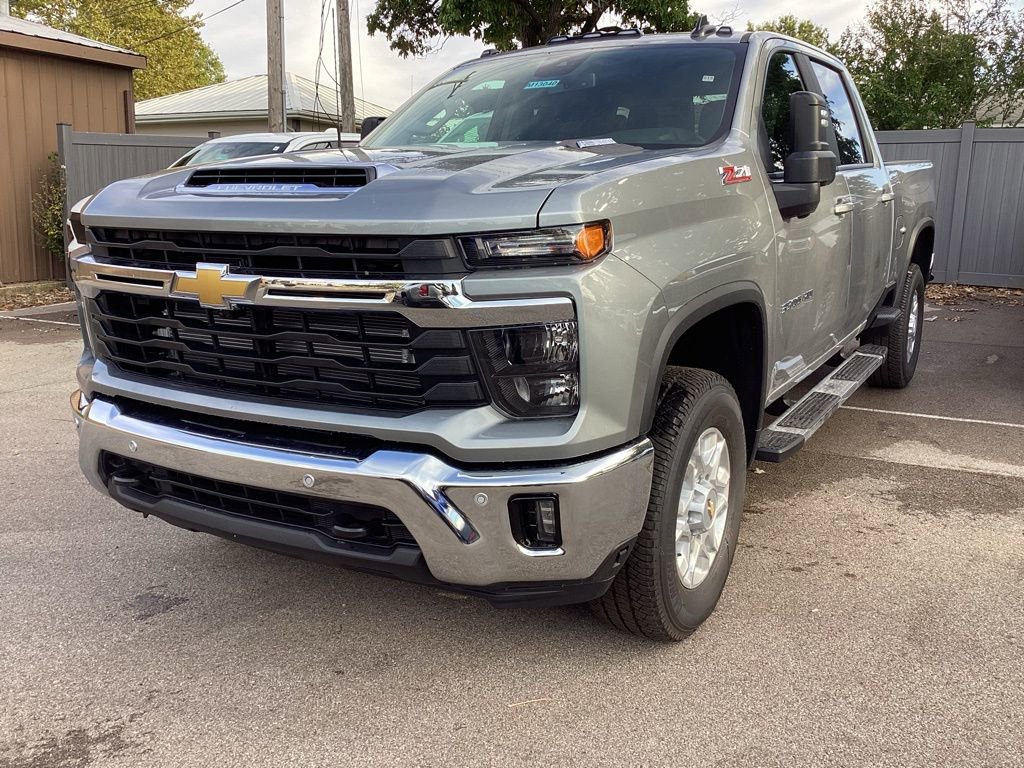 New 2026 Chevrolet Silverado 3500 LT w/ Safety Package image 2