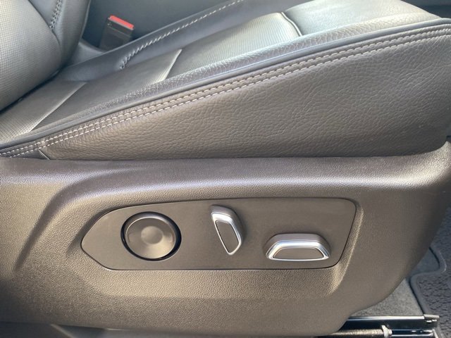 Used 2022 GMC Yukon Denali image 28