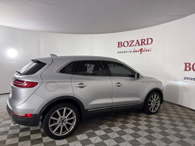 Used 2019 Lincoln MKC Reserve FWD image 9
