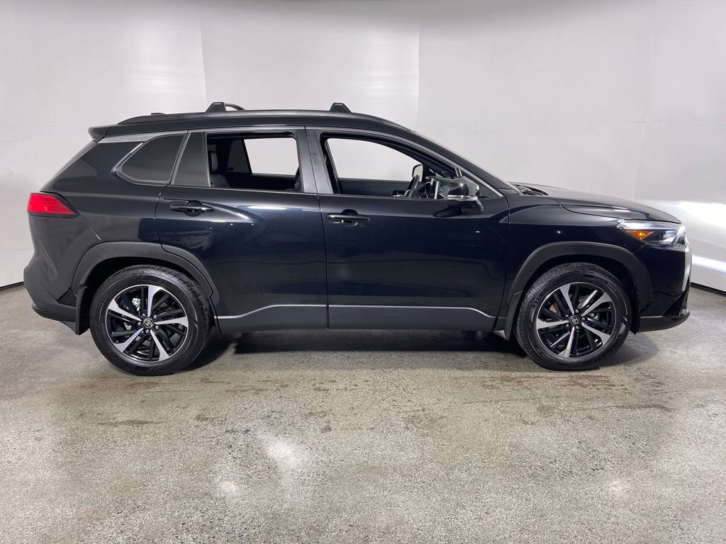 Certified 2025 Toyota Corolla Cross AWD Hybrid image 2