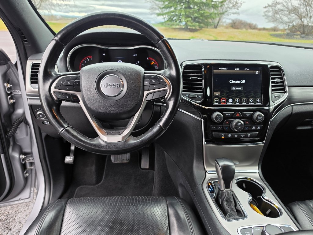 Used 2020 Jeep Grand Cherokee Limited w/ Luxury Group II image 15