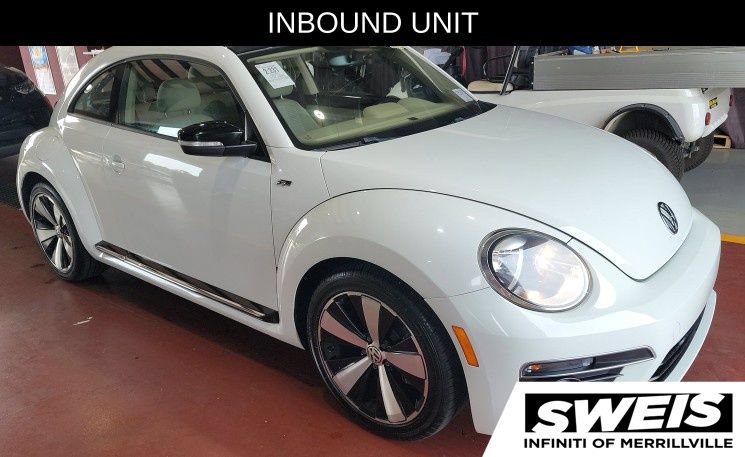 Used 2014 Volkswagen Beetle R-Line FWD image 4