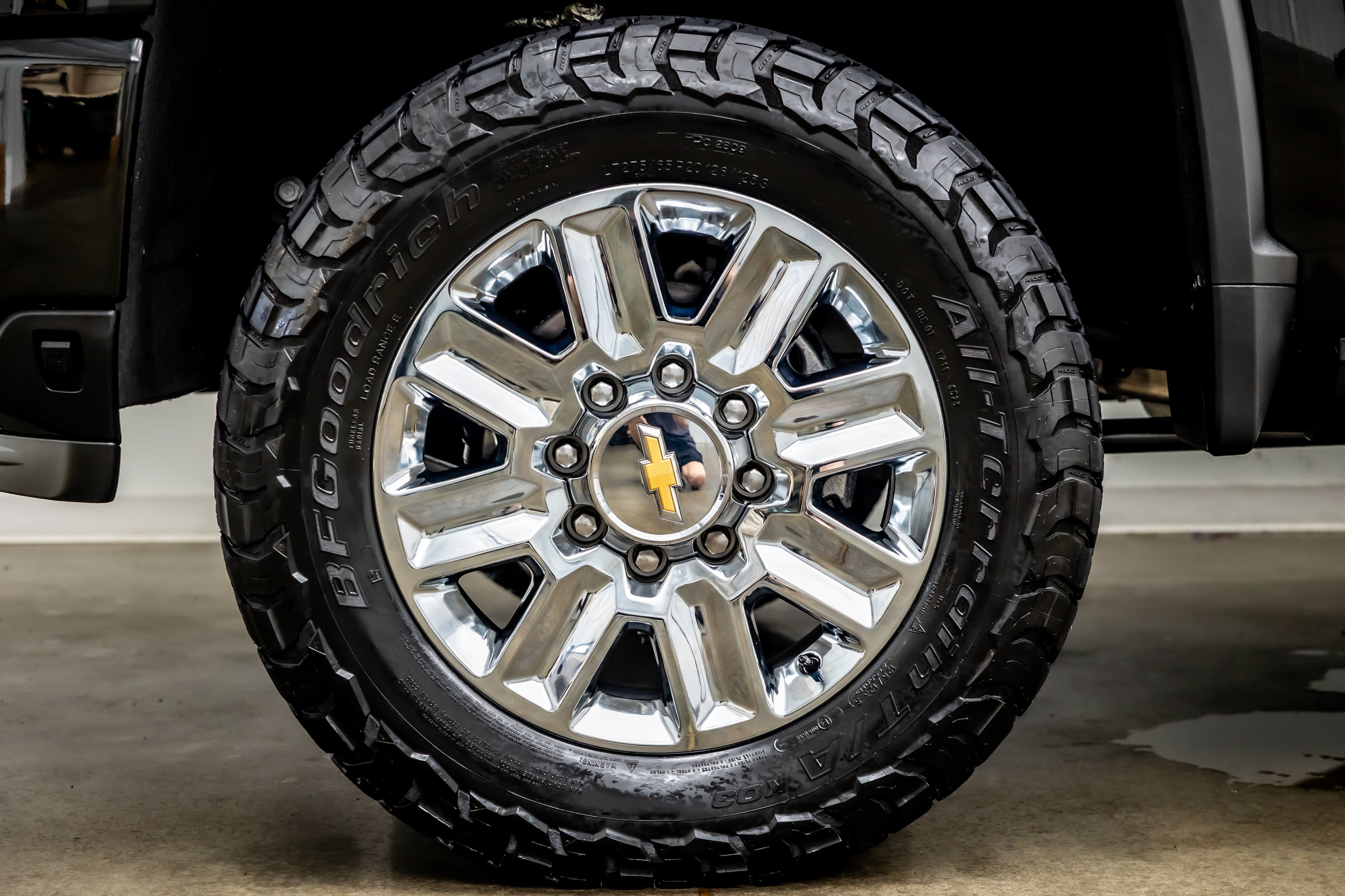 Used 2024 Chevrolet Silverado 2500 High Country w/ High Country Premium Package AWD/4WD image 40