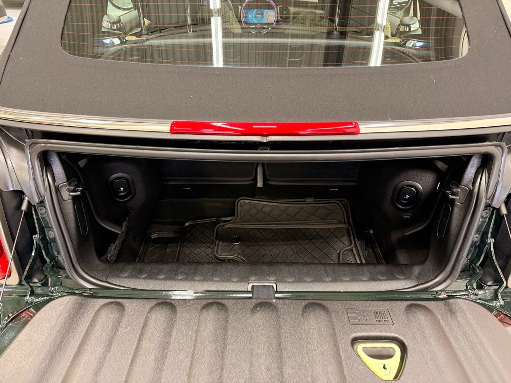 Certified 2023 MINI Cooper S w/ MINI Resolute Edition image 22