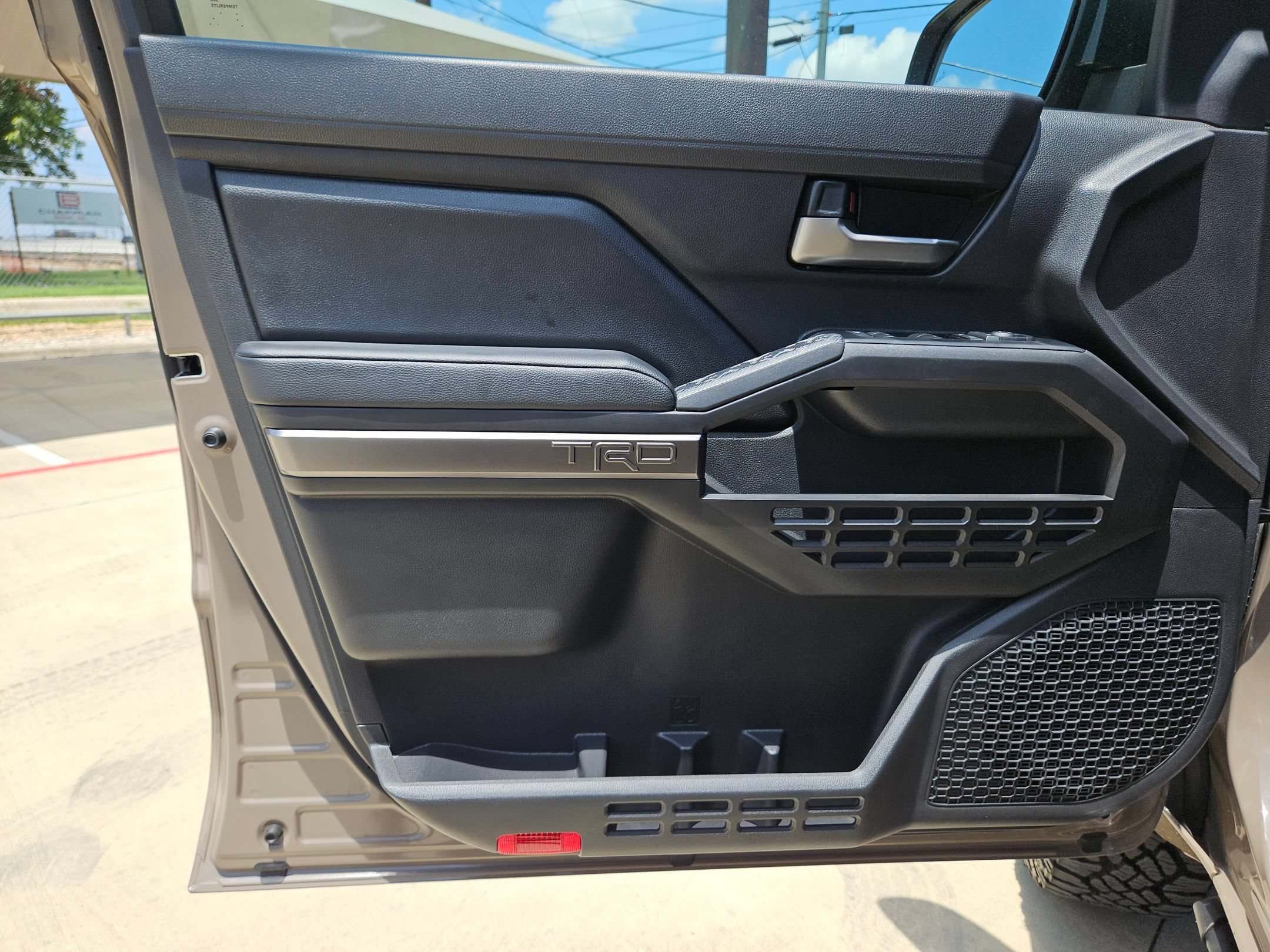 Used 2026 Toyota Tacoma TRD Sport AWD/4WD image 11