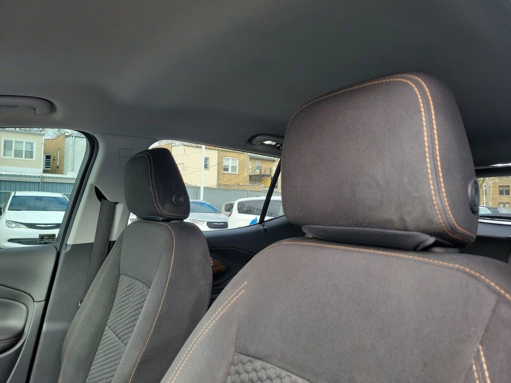 Used 2019 GMC Terrain SLE w/ Driver Convenience Package image 18