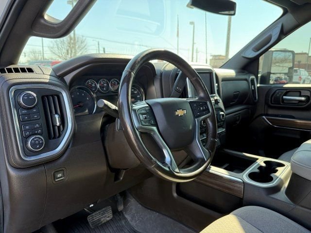 Used 2021 Chevrolet Silverado 2500 LT w/ Convenience Package image 11