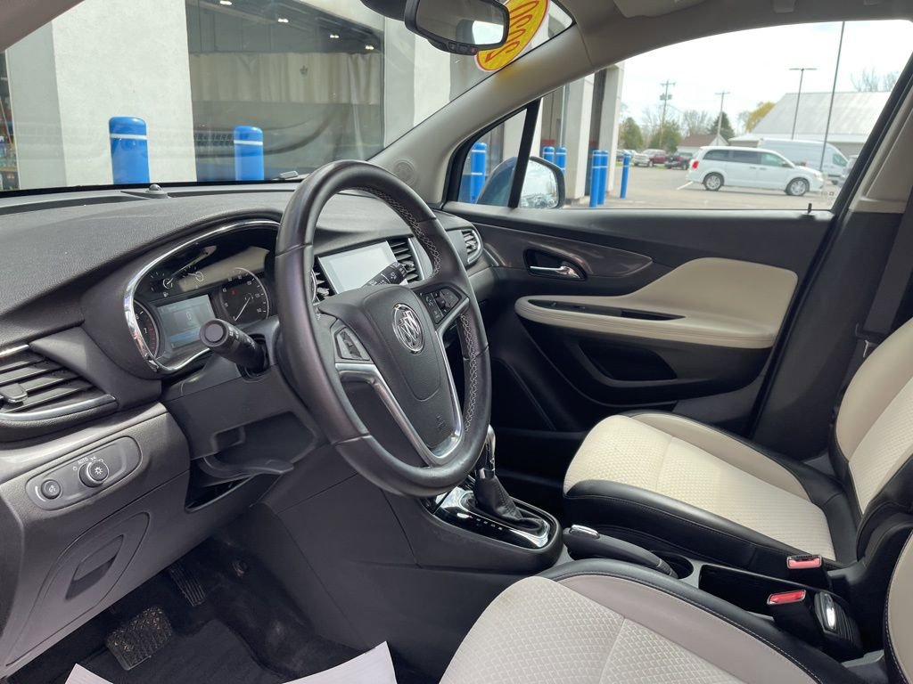 Used 2020 Buick Encore Preferred w/ Safety Package image 12