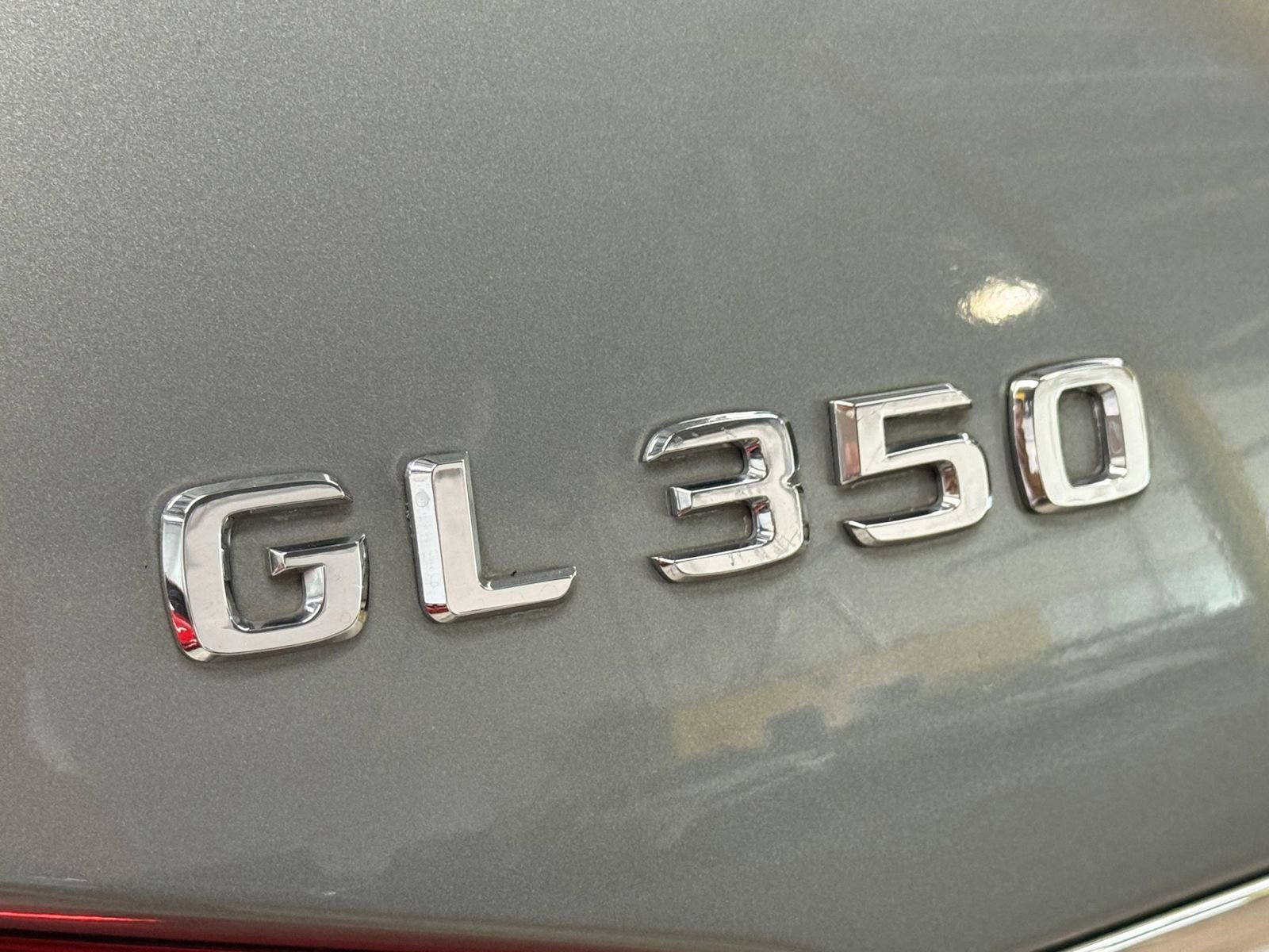 Used 2016 Mercedes-Benz GL 320 BlueTEC 4MATIC w/ Premium I Package image 13