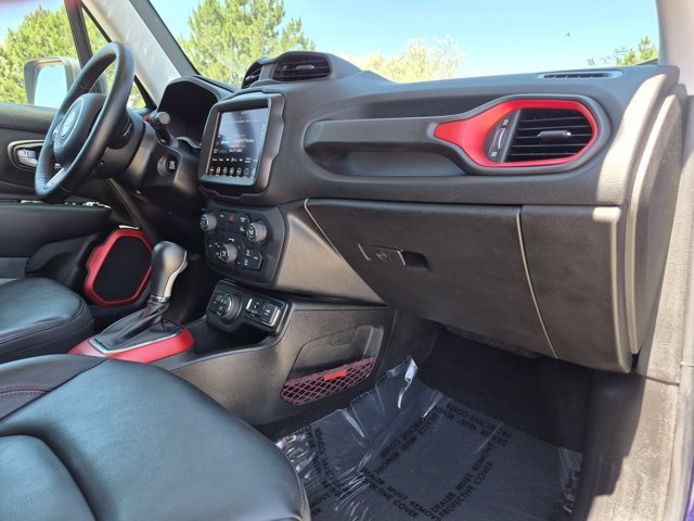 Used 2021 Jeep Renegade Trailhawk AWD/4WD image 22