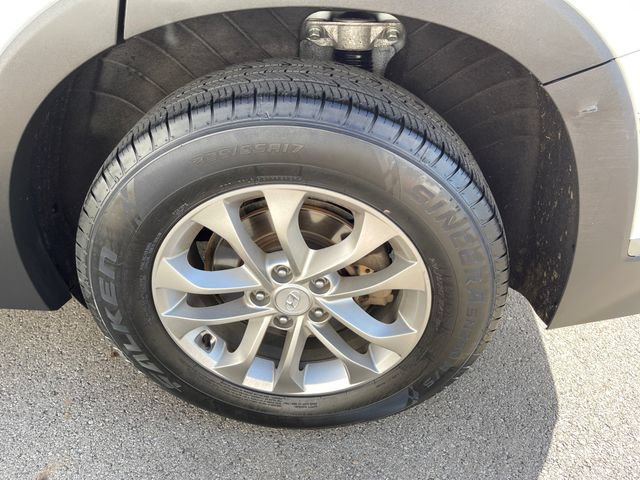 Used 2019 Hyundai Santa Fe SEL AWD/4WD image 40