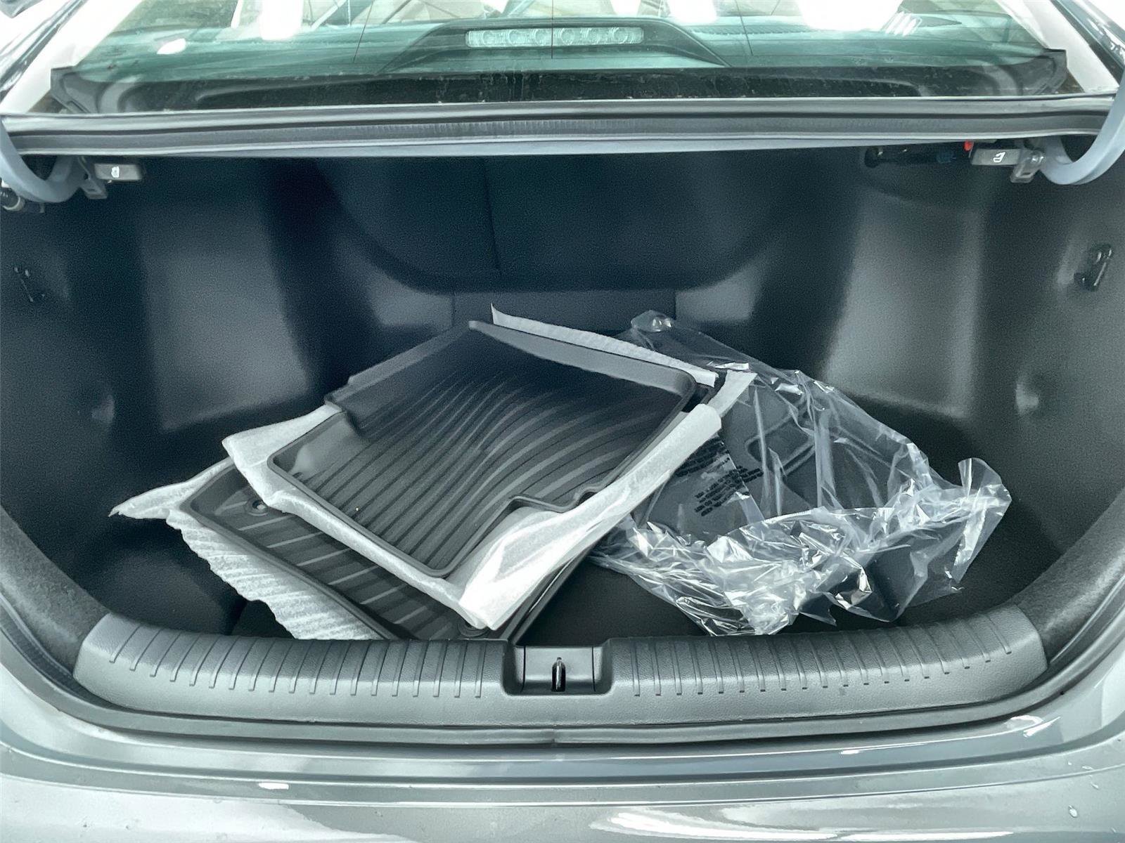 New 2025 Honda Accord EX-L image 32