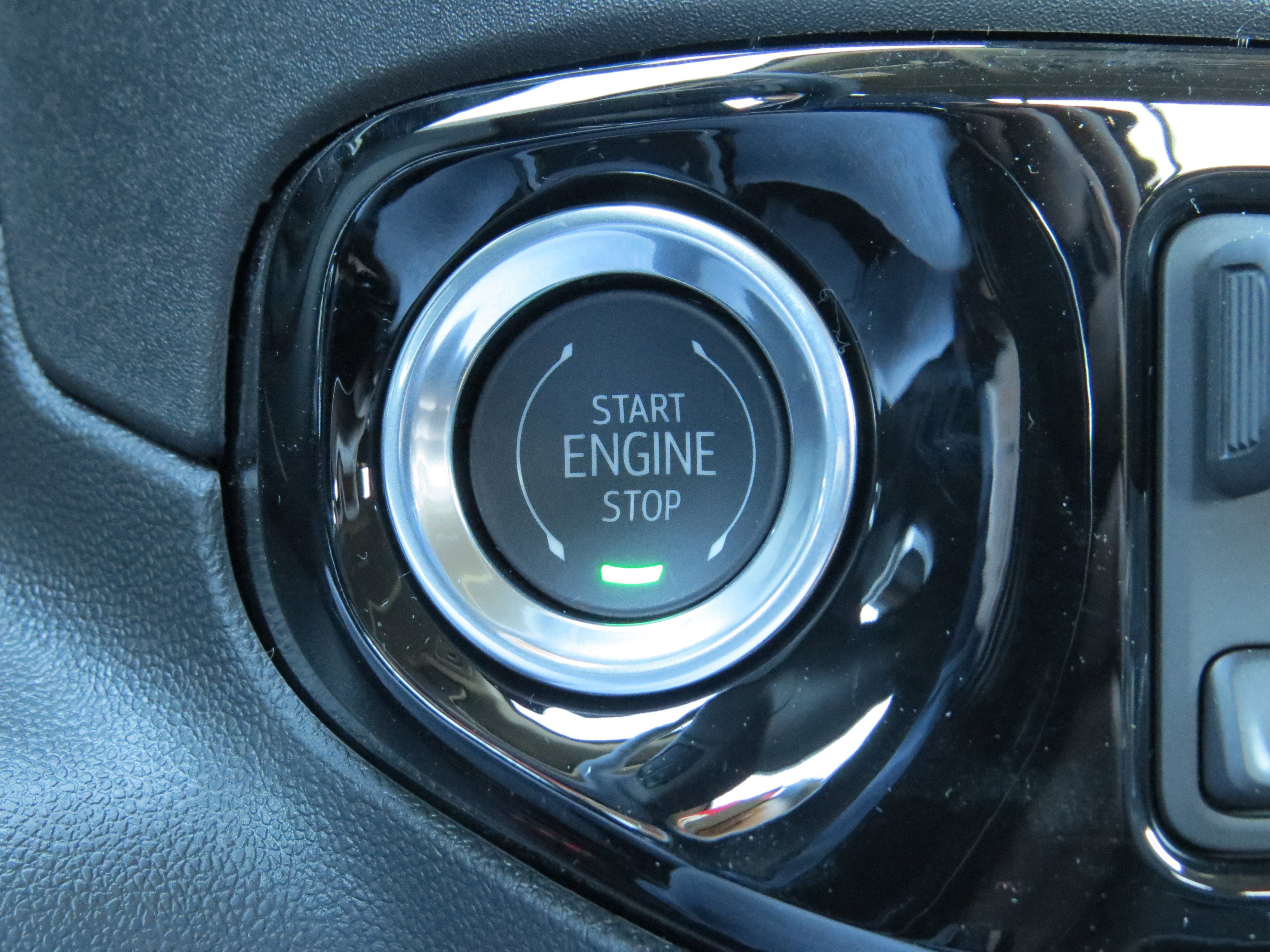 New 2026 GMC Sierra 1500 SLE w/ Preferred Package image 22