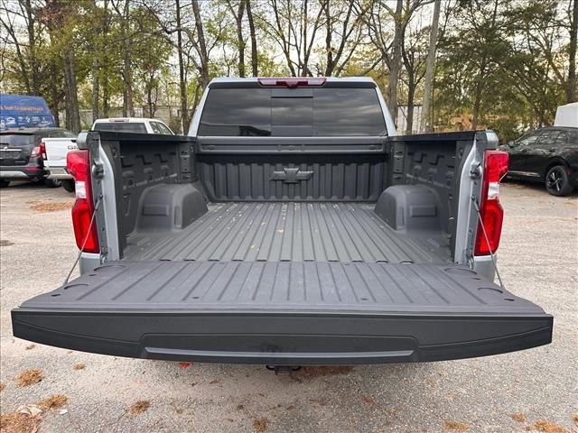 Certified 2025 Chevrolet Silverado 1500 High Country w/ Technology Package image 33