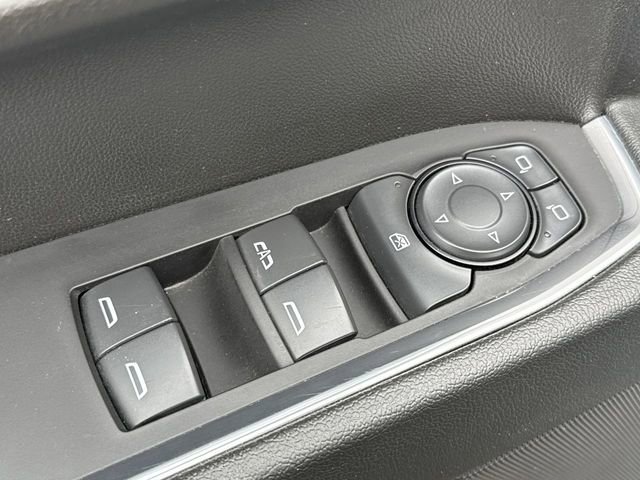 Used 2025 Chevrolet Silverado 1500 LT image 23