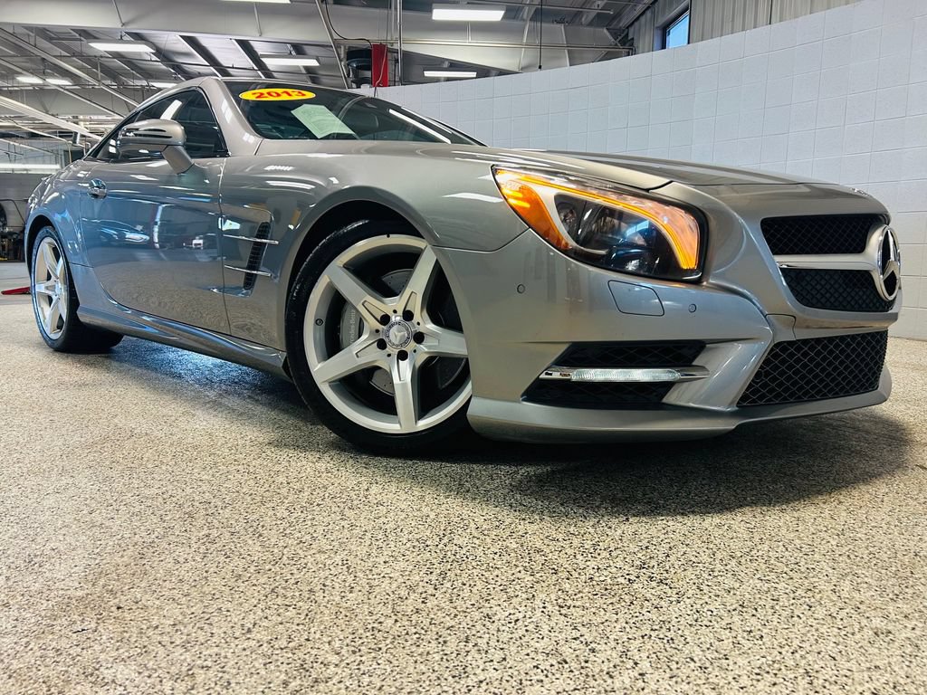 Used 2013 Mercedes-Benz SL 550 image 1