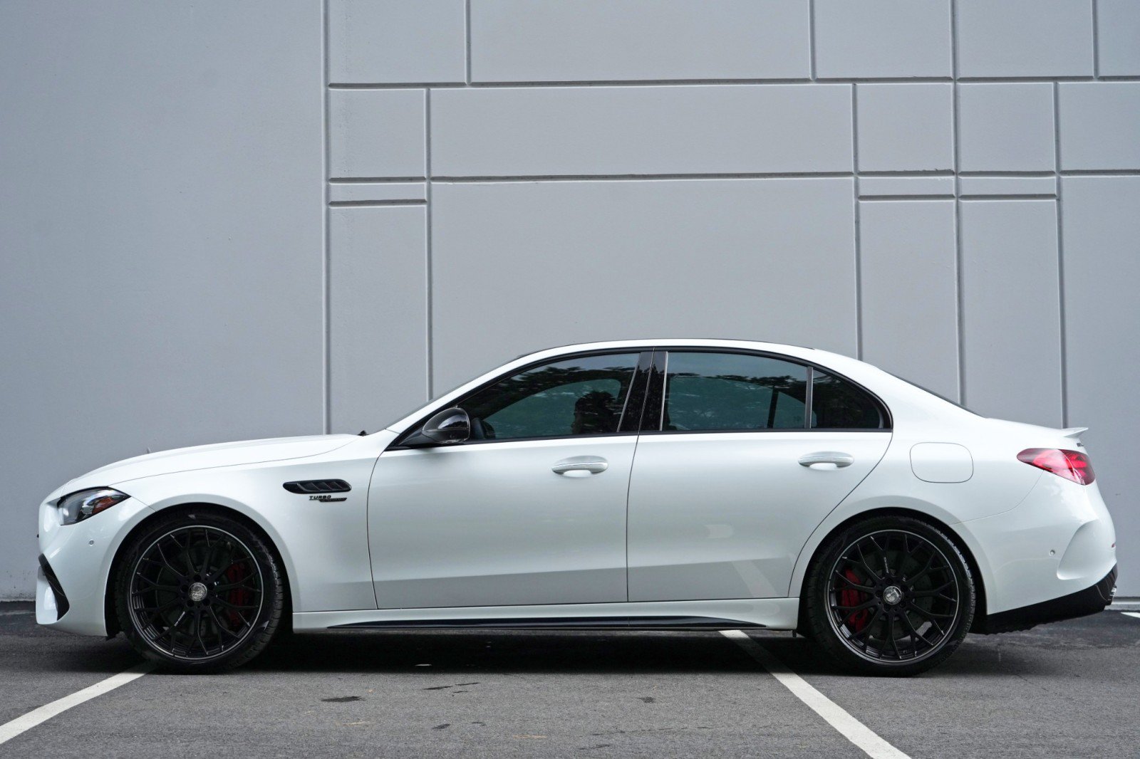 Used 2024 Mercedes-Benz C 63 AMG S image 9