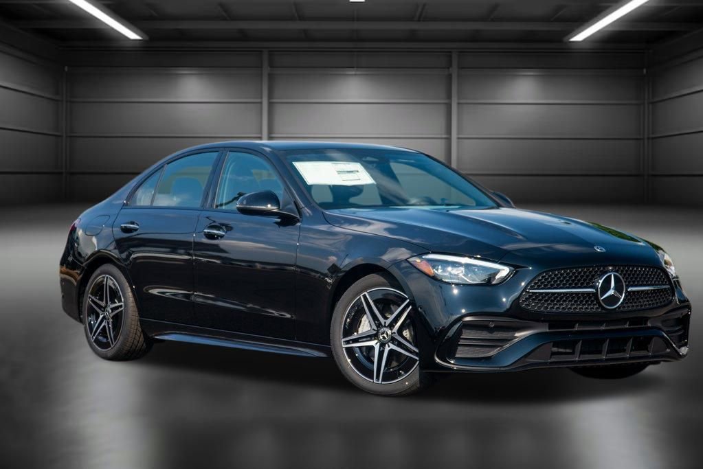 Used 2025 Mercedes-Benz C 300 4MATIC Sedan image 4