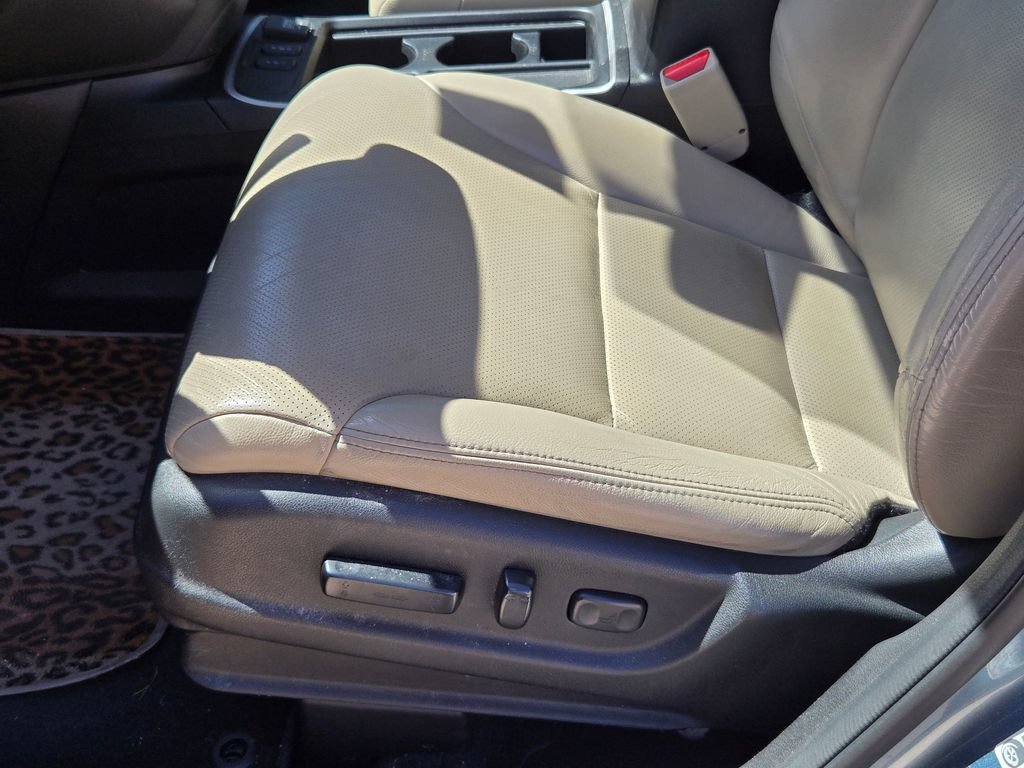 Used 2015 Honda CR-V EX-L image 5