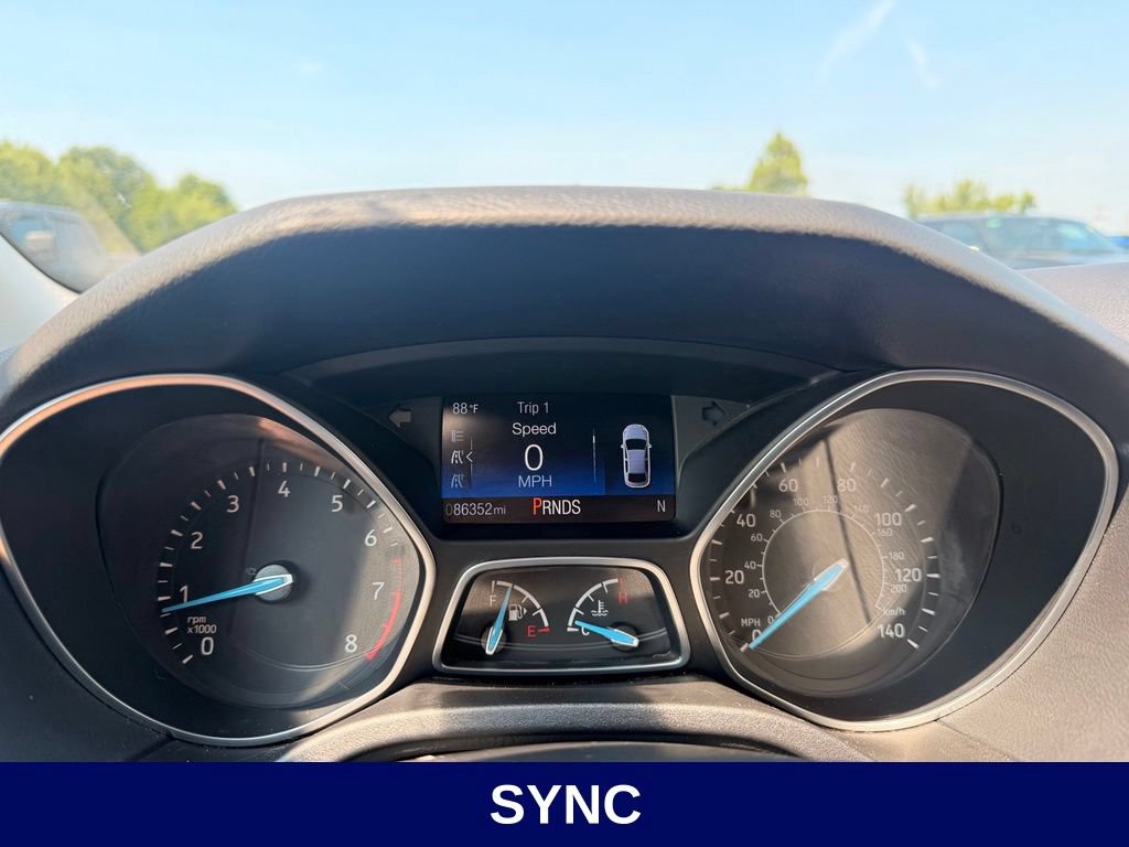 Used 2015 Ford Focus SE w/ Equipment Group 201A FWD image 13