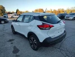 Used 2020 Nissan Kicks SV FWD image 6