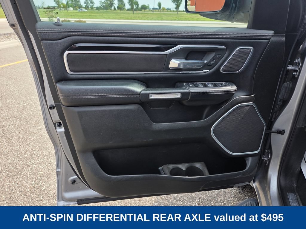 Used 2022 RAM 1500 Laramie AWD/4WD image 15