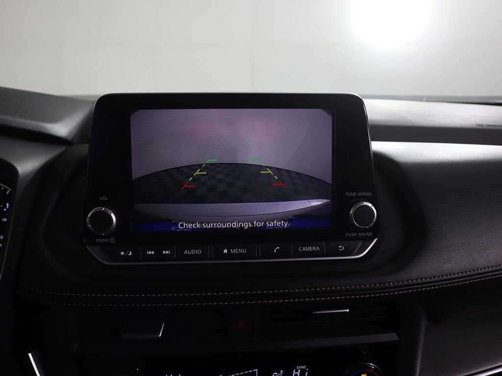 Used 2024 Nissan Rogue SV AWD/4WD image 43