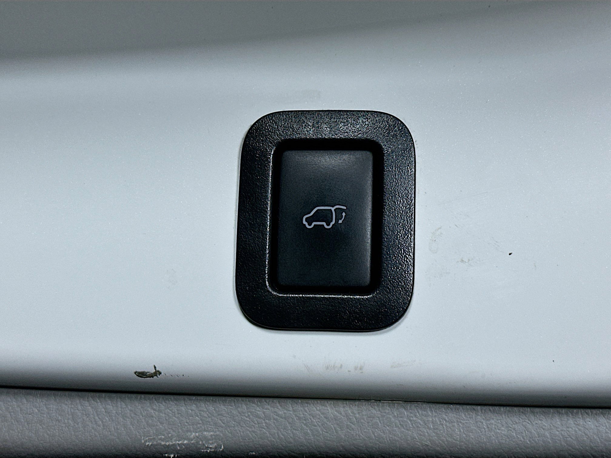Used 2019 Toyota Highlander Limited FWD image 31