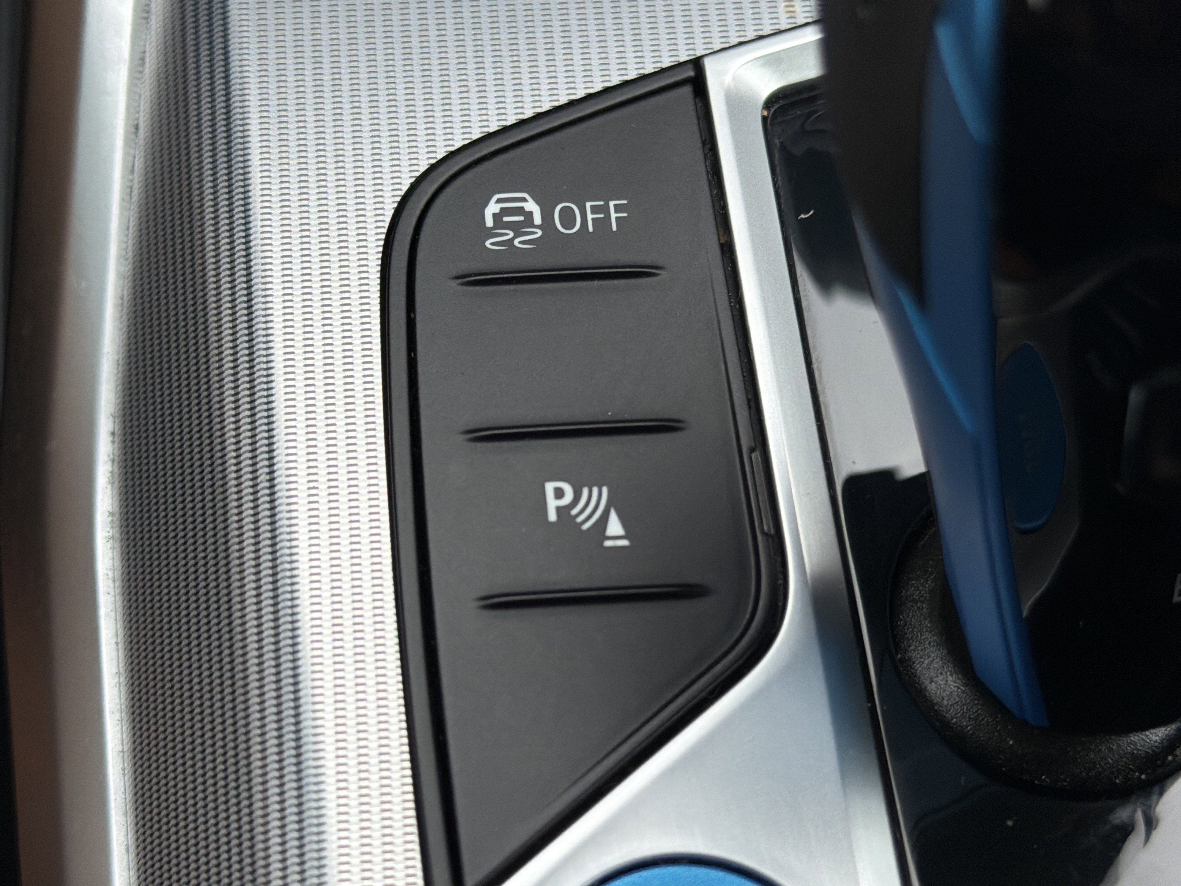 Certified 2023 BMW i4 eDrive35 w/ Premium Package RWD image 9