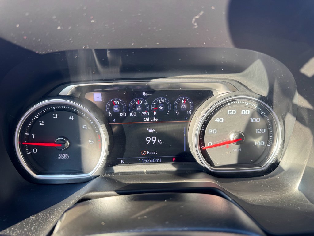 Used 2021 Chevrolet Tahoe Premier w/ Premium Package image 22