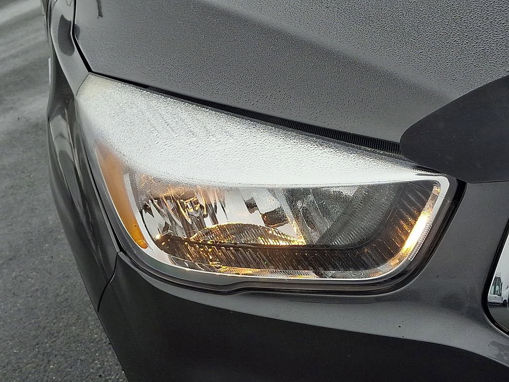 Certified 2018 Ford Escape SE image 9