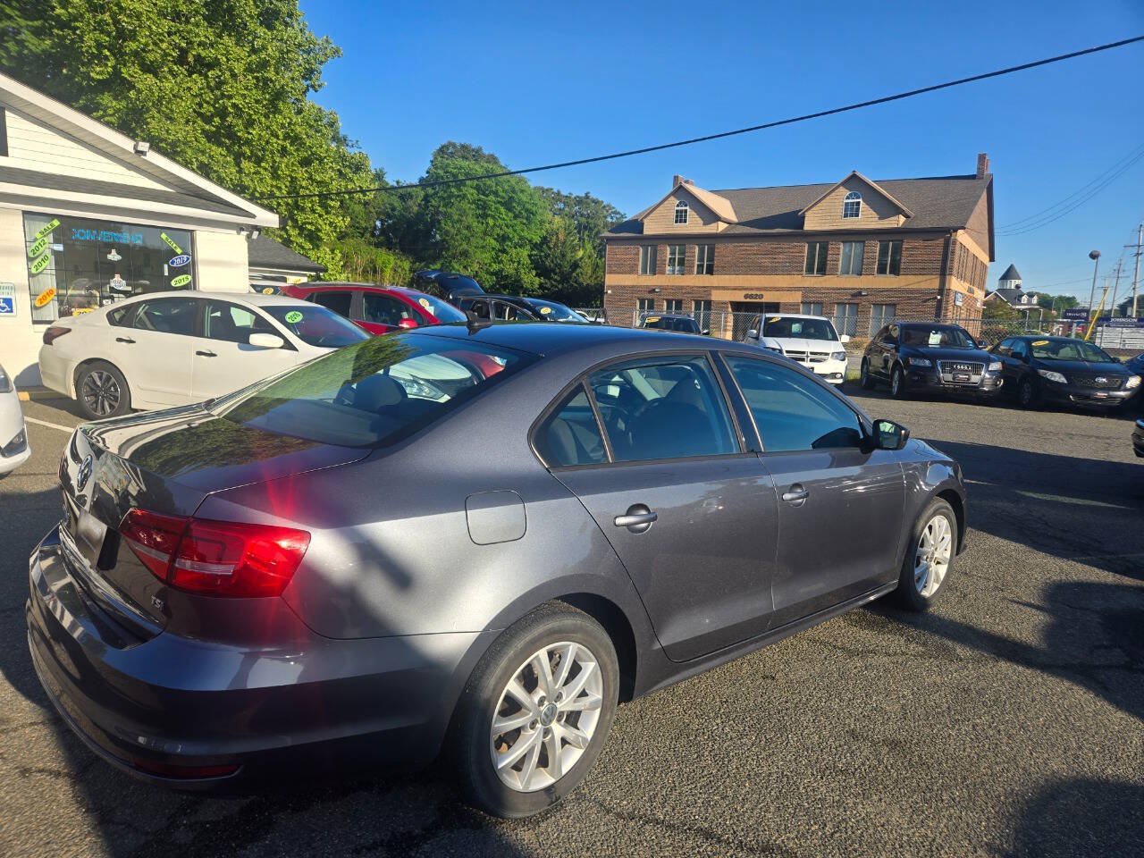 Used 2015 Volkswagen Jetta SE FWD image 7