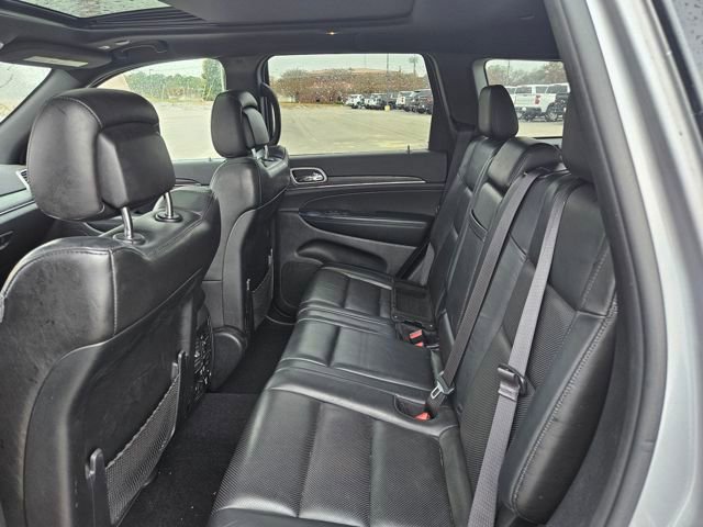 Used 2020 Jeep Grand Cherokee Limited w/ Luxury Group II image 24