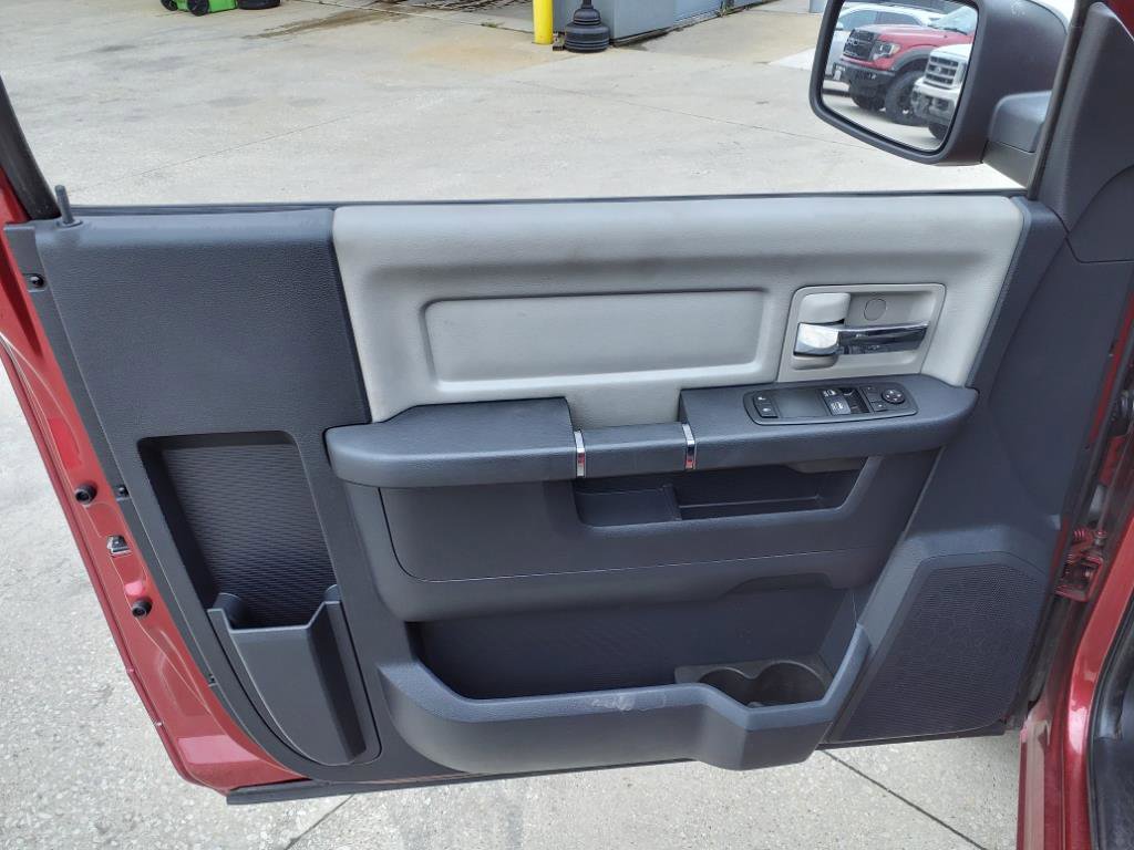Used 2012 RAM 1500 Classic SLT w/ Luxury Group image 18