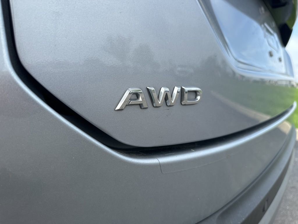 Used 2024 Honda Pilot Touring image 5